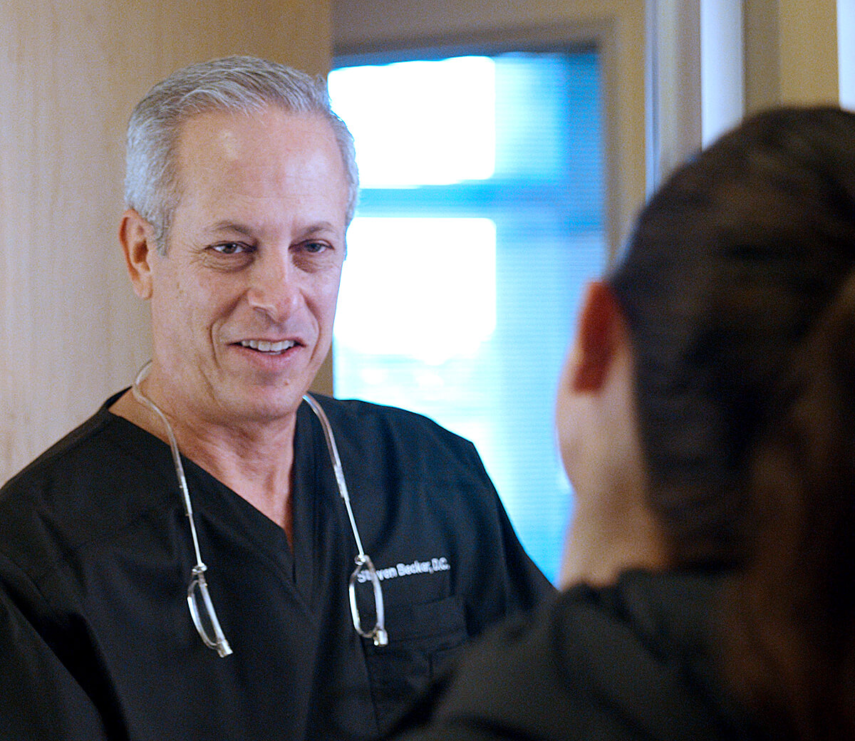 Best Los Angeles Chiropractor| Dr. Steven Becker